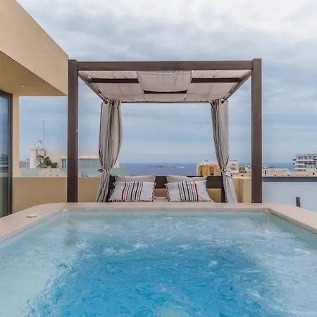 Unique Penthouse With Private Pool & Sea View 公寓 *