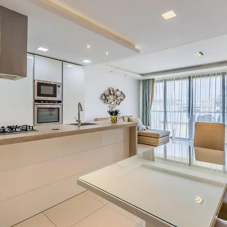 Unique Penthouse With Private Pool & Sea View * San Pawl il-Baħar